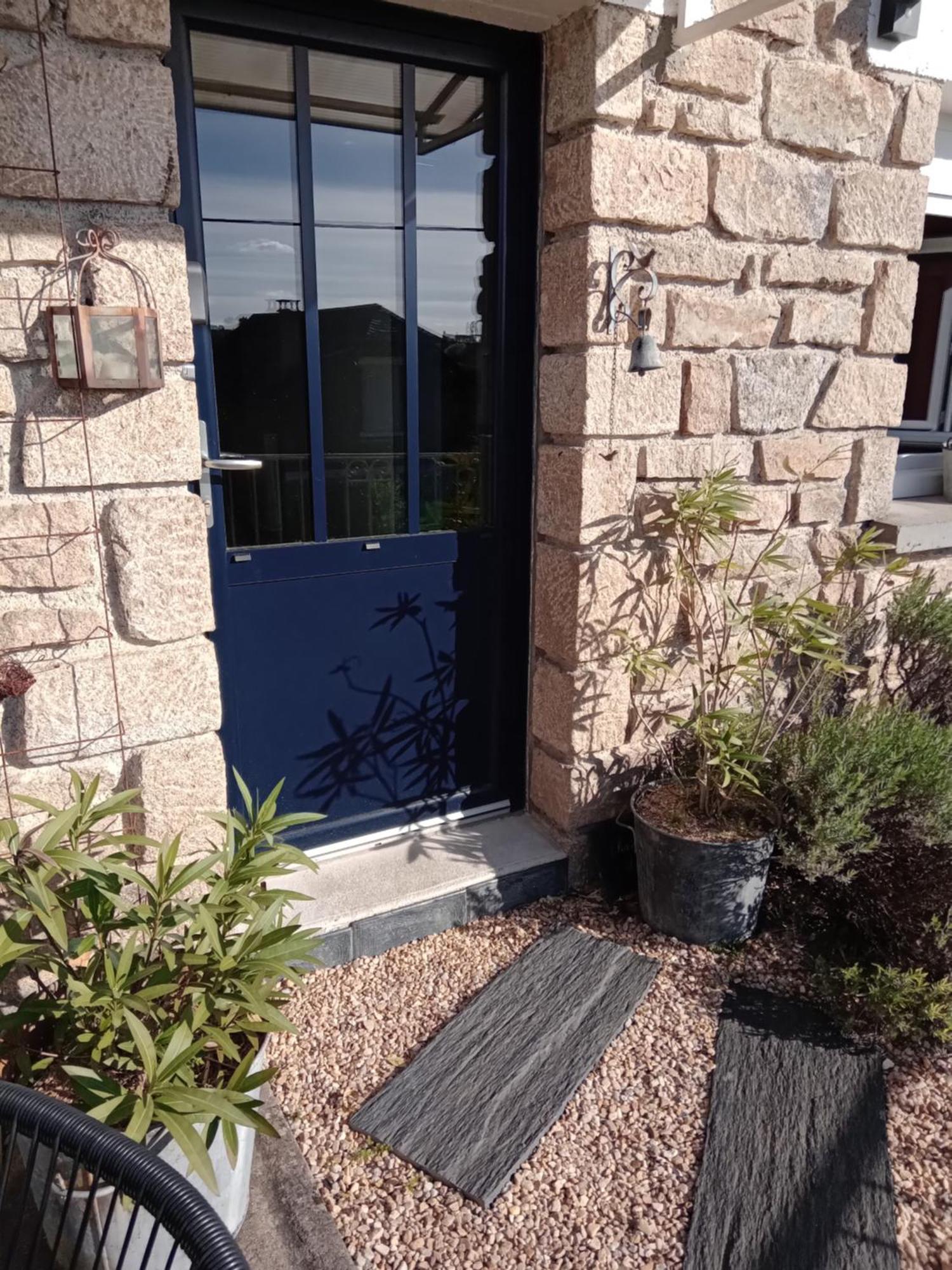 Le 28 Bed & Breakfast Uzerche Exterior photo